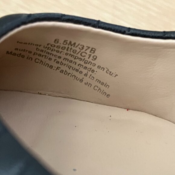 GUC KARL LAGERFELD Rosette leather pumps (6.5) - Picture 3 of 8